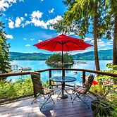 Tranquility Bay Waterfront Inn