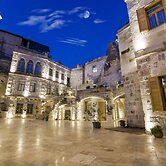 Imperial Cave Suites & Spa