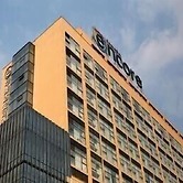 Ramada Encore Guanghan