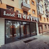 Hotel Paluba