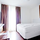 Suite Apartments by Livingdowntown