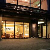 Kotohira River Side Hotel