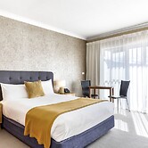 Berry Village Boutique Motel