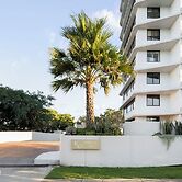 Kirribilli Riverfront Apartments