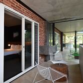 Riverview On Mount Street