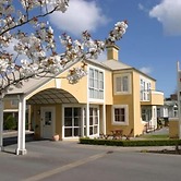 Birchwood Manor Motel