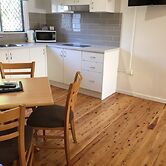 Ruthven Street Motor Inn