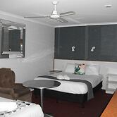 Beerwah Glasshouse Mountains Motel