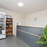 Hi Way Eight Motor Inn