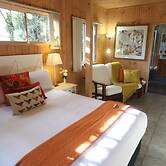 Belle's at Montville