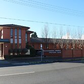 Sovereign Park Motor Inn