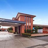 Sovereign Park Motor Inn