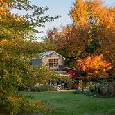 Braeside Mt Macedon Country Retreat & Bed & Breakfast