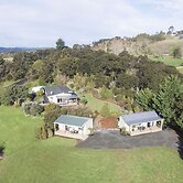 Auckland Country Cottages