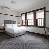 Southern Cross Hotel