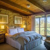 The Burrow At Wombat Bend