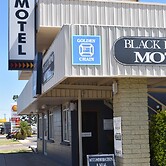 Black Diamond Motel