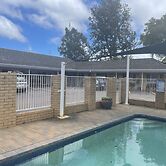 Blue Violet Motor Inn