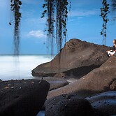 Pondok Pitaya Hotel, Surfing & Yoga