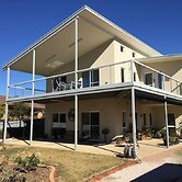 Lyreen's Apartment B&B