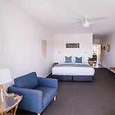 Mollymook Seascape Motel & Apartments