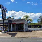 Highway Motor Inn