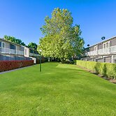 Summer East Serviced Apartments