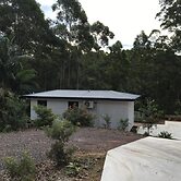 Mapleton Cabins & Caravan Park