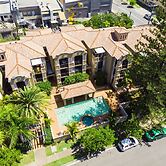 Beaches on Wave Street