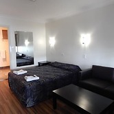 Jolly Collier Hotel Motel