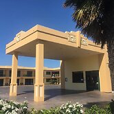 Deco City Motor Lodge