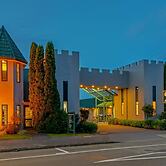 Camelot Motor Lodge