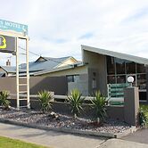 Pelicans Motel San Remo