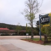 Melrose Motel