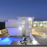 Mackay Oceanside Central Hotel