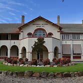 Historic Hydro Motor Inn