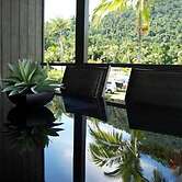 Cairns Crystal Cascades Holiday Park