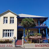 Noah's Ark Backpackers