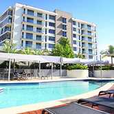 Signature Waterfront Apartments