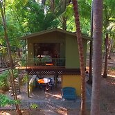 Puerto Barillas Marina & Lodge