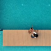 Ngwe Saung Yacht Club & Resort