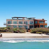 Iguana Crossing Boutique Hotel