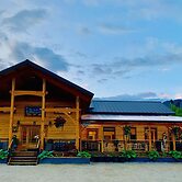 McKinley Creekside Cabins