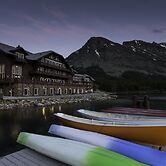 Many Glacier Hotel - Inside the Park