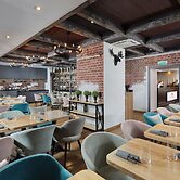 MIRROS Hotel Moscow Kremlin