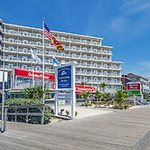 Commander Hotel & Suites