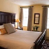 The Old Inn On The Green