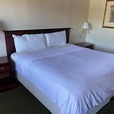 Paramount Motel
