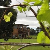 Bettenay Loft Spa Apartment & Lakeview Chalets