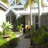 Sanctuary Cove Villas